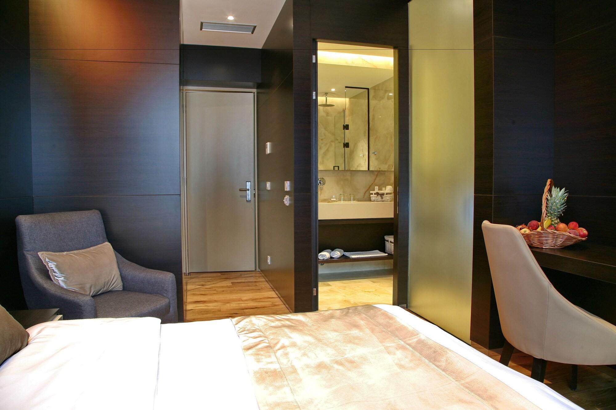 Maccani Luxury Suites Belgrado Exterior foto